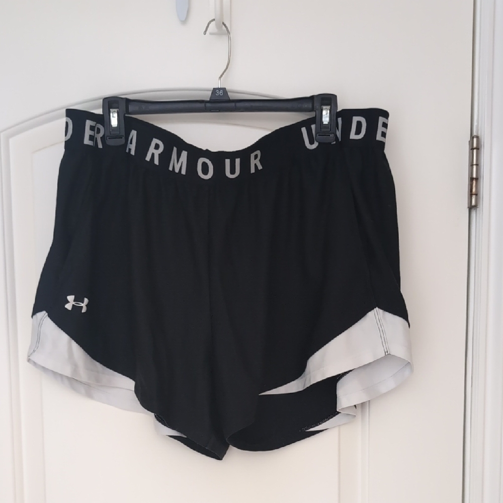 Under Armour Women's Athletic Shorts - Black and White